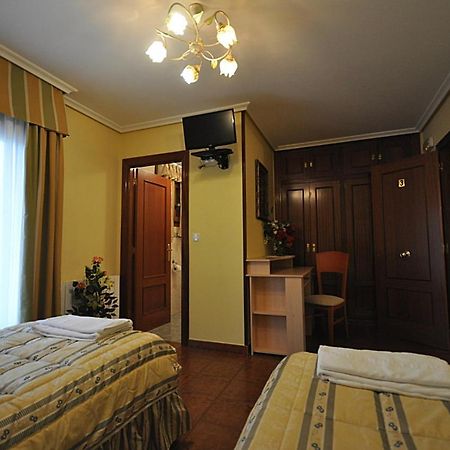 Hotel Rural Anamari Ciguenza  Kültér fotó